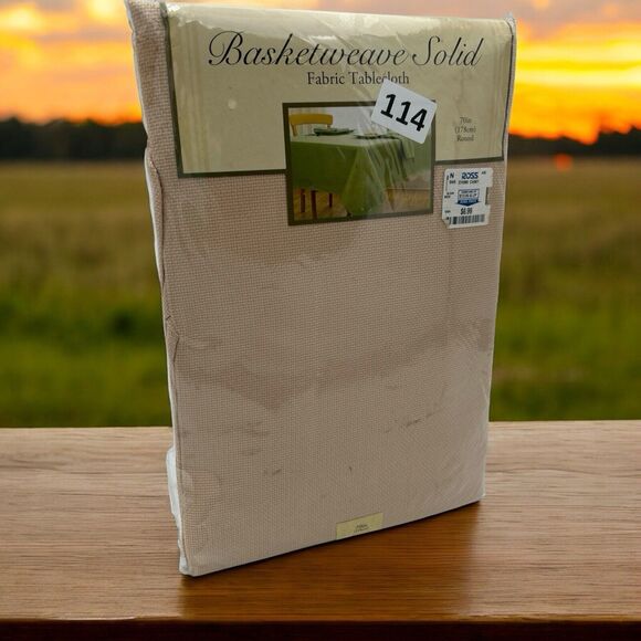 NOS ELRENE HOME FASHIONS 100% POLYESTER MARIGOLD 70" ROUND TABLECLOTH - Picture 1 of 8